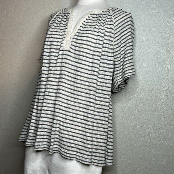 Lucky Brand Drop Needle Navy & Oatmeal Striped Viscose / Linen Knit Blouse Top L - Picture 8 of 16